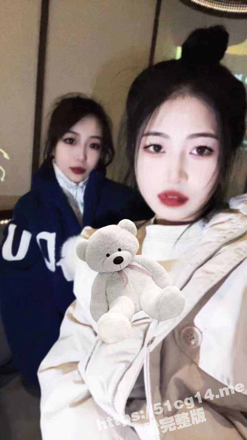 山西高颜值女神 22岁酒吧营销 严圆圆 完美身材的高冷御姐 穿着开档丝袜女上位被插入！ - 51吃瓜网-51吃瓜网