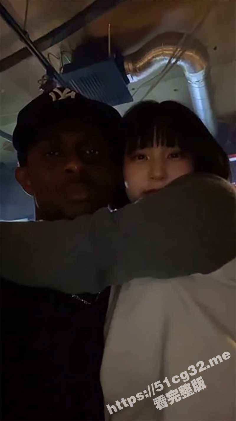 顶级媚黑婊 黑哥在酒吧认识的日本妹子 小穴现在已经变成黑爹鸡巴的形状 - 51吃瓜网-51吃瓜网