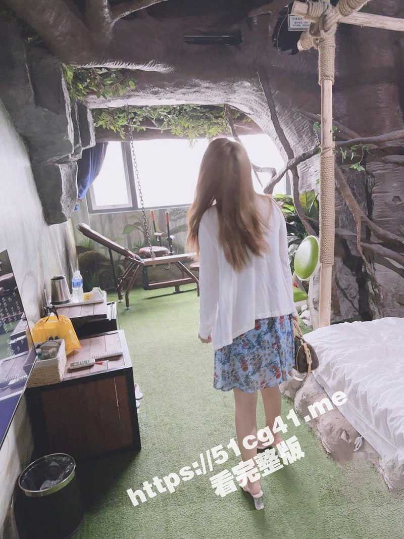 妹妹的第一次给了我 大年初二把妹妹的男友灌醉了 当着他的面操妹妹 - 51吃瓜网-51吃瓜网