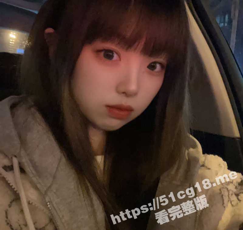 瓜友投稿自家极品00后粉嫩女友 已被调教成小母狗 喜欢玩制服cos 给兄弟们分享一下！ - 51吃瓜网-51吃瓜网