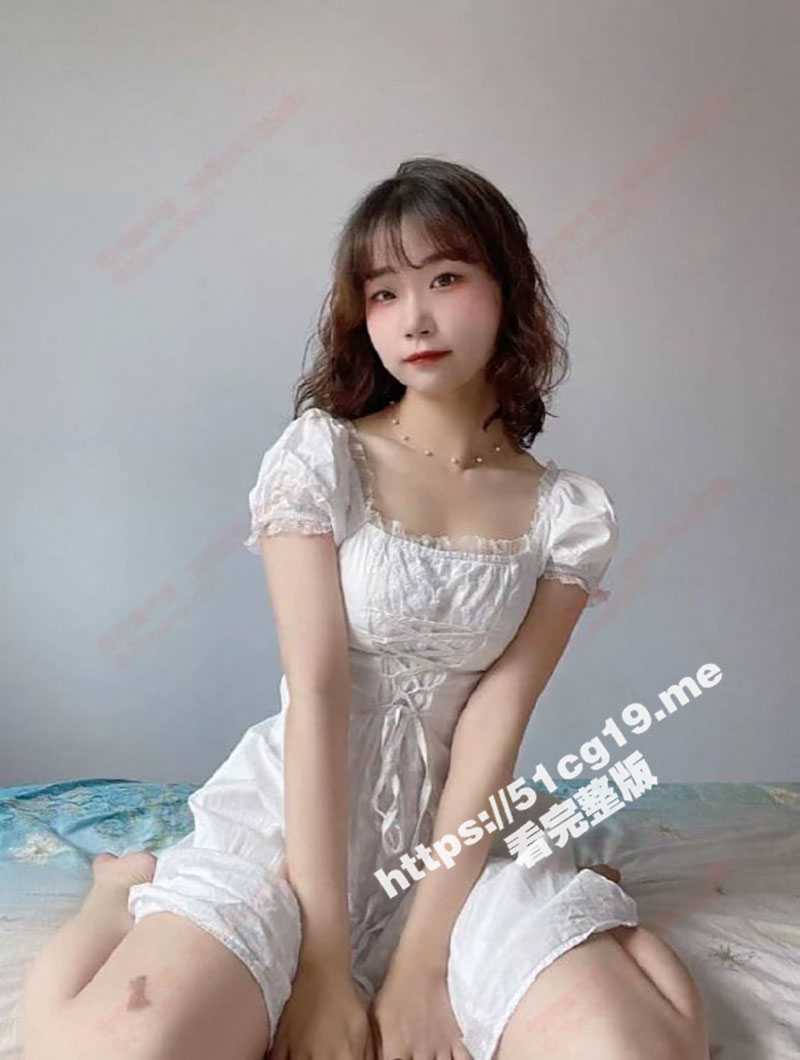 广西玉林 极品反差已婚幼师 李雪 前后逛街一个月成功上垒 双洞已开 且同意参加换妻淫趴！这么骚的女人真不多了 - 51吃瓜网-51吃瓜网