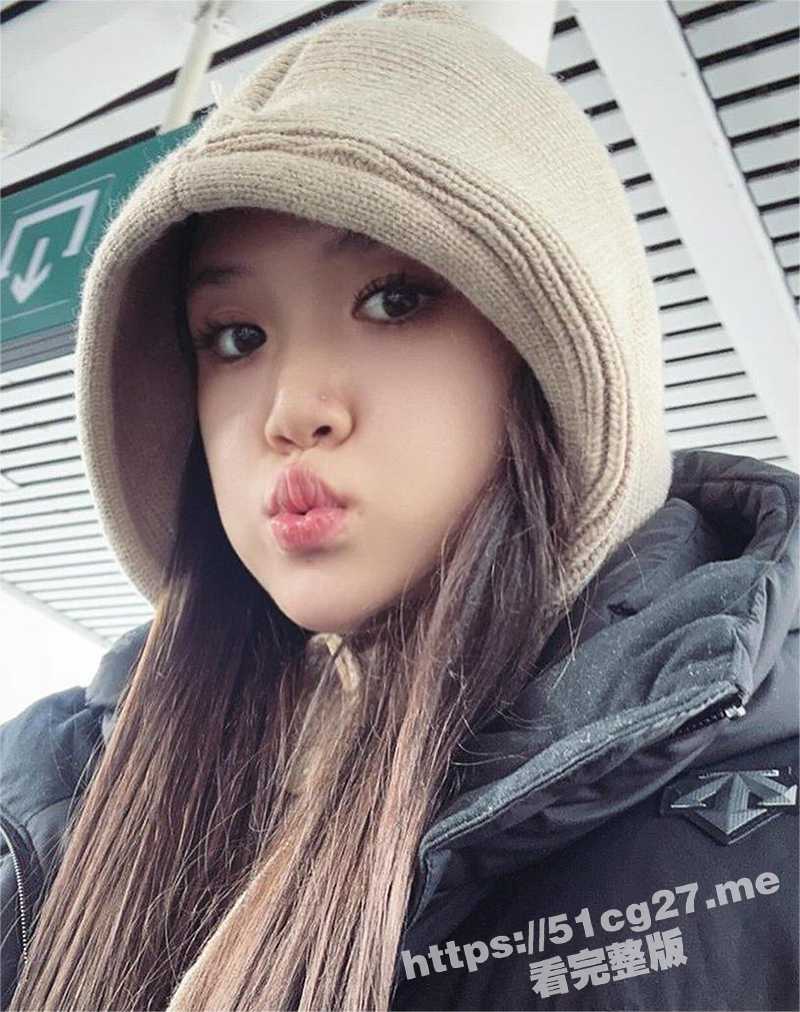 05年职高纹身巨乳白嫩学生妹 私生活被泄密曝光 和男友无套后入吃鸡喝尿 会玩！ - 51吃瓜网-51吃瓜网