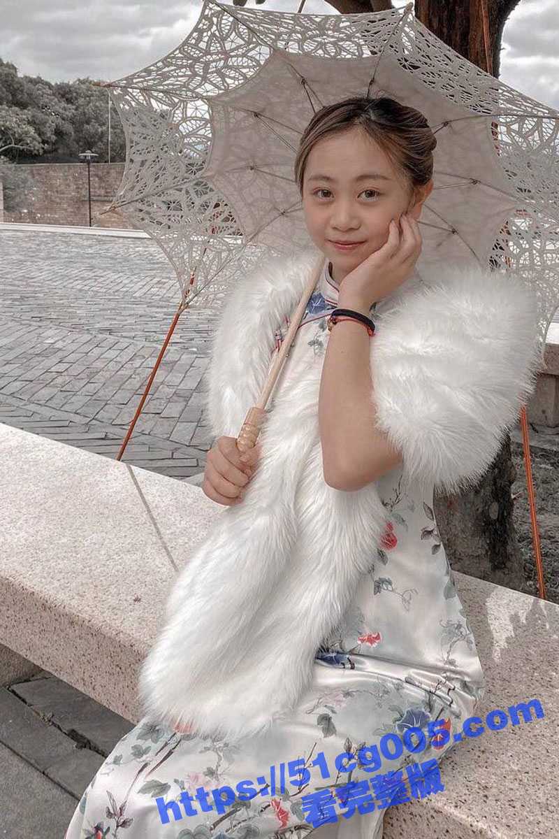 台湾21岁的新婚人妻 邱韻玹 出轨姐夫 小骚货的淫穴是真的粉嫩！这也怪不得姐夫哥！ - 51吃瓜网-51吃瓜网