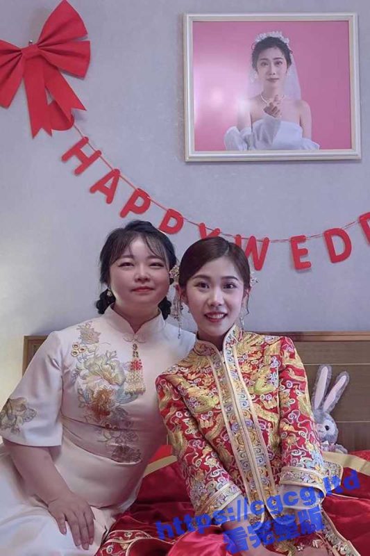 湖南长沙 新婚小少妇 张琪琪 竟被丈夫投稿曝光！清纯的外表下有一颗淫荡的心！-51吃瓜网