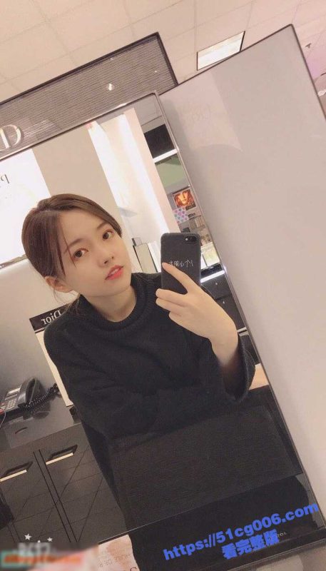 情侣云盘流出 高颜值妹子 李天宜 与男友啪啪口交性爱自拍-51吃瓜网