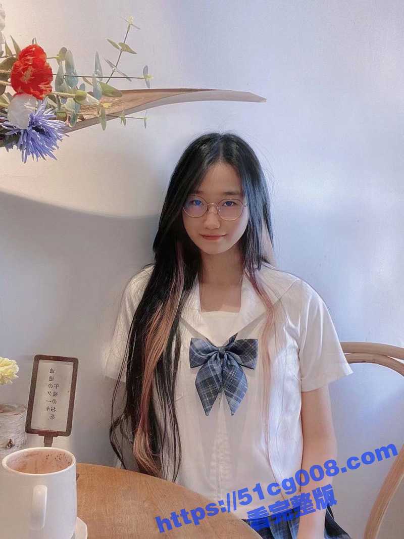 美国艺术留学生 王若琪 大量艳照外露附生活照 掰逼自慰渴望大洋屌插入！ - 51吃瓜网-51吃瓜网