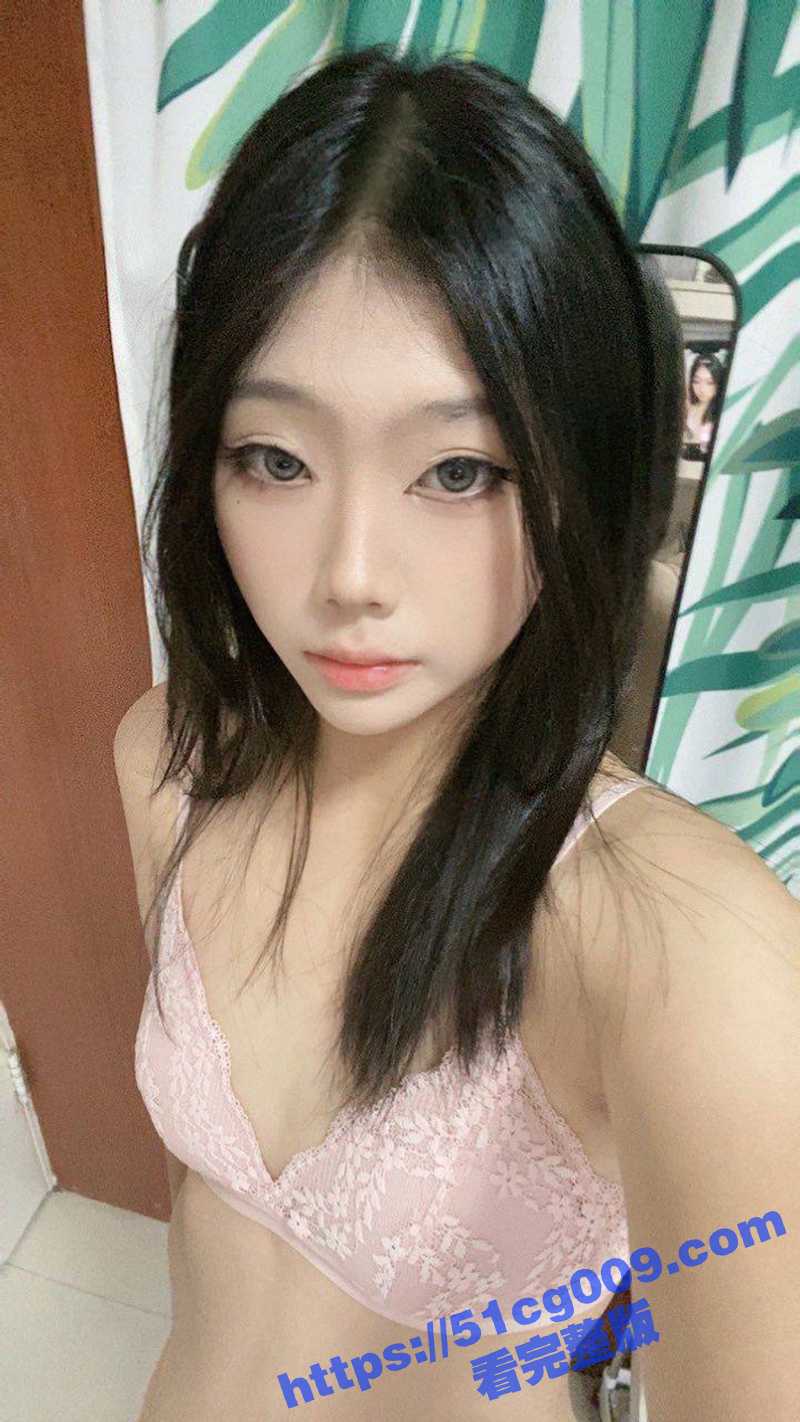 广州第二师范学院 李丹妹 边上学边在网上卖定制视频 被人认出 带着口球骑乘假肉棒太骚了！ - 51吃瓜网-51吃瓜网