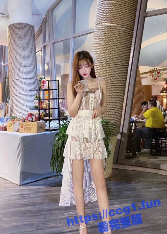 大长腿美女模特和富二代炮友约炮 在床上被大神架着一双美腿疯狂打桩输出！-51吃瓜网