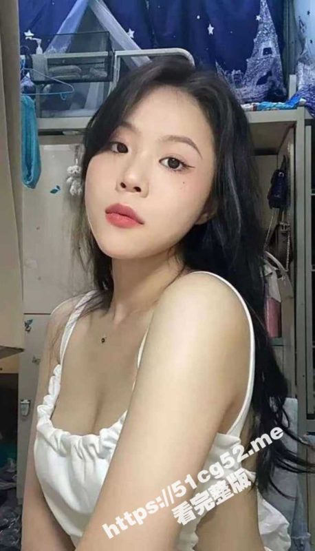 成都中医药大学 极品高颜值大三反差婊 林雨泽 高冷女神被无套抽插 任人摆布 被别人的鸡巴无情的深喉-51吃瓜网