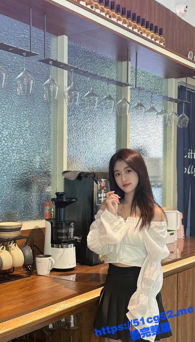 绿帽奴带着自己的极品人妻母狗 约了两个单男来一起4P 轮着爆操黑丝高跟反差母狗！ - 51吃瓜网-51吃瓜网