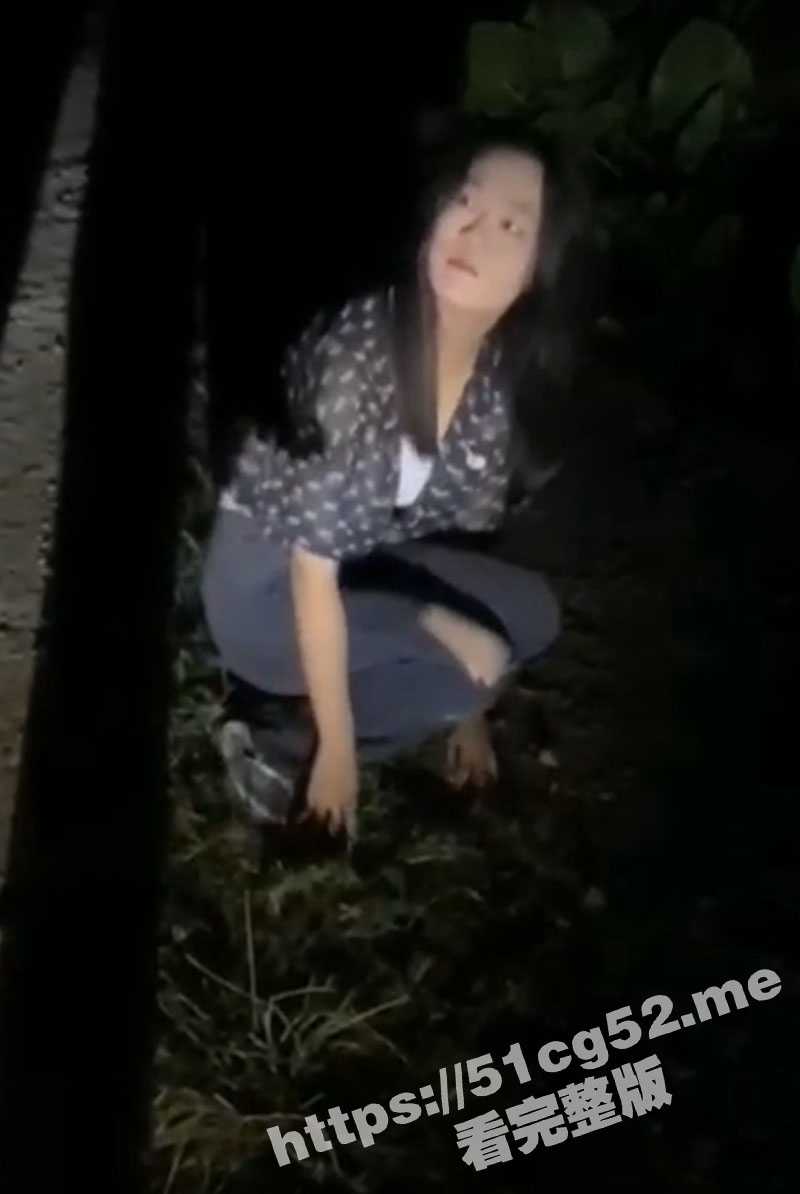校园霸凌再现 技校小太妹被社会青年霸凌 这几个妹子看着都不大 女孩被凌辱扒光 还有人录像直播展示裸体 - 51吃瓜网-51吃瓜网