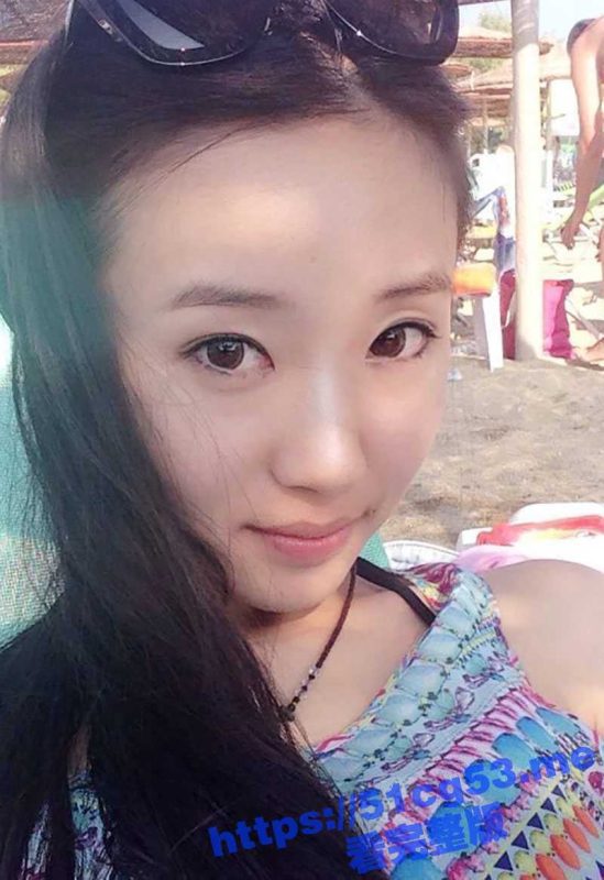 西安某高校办公室主任 施丽娟 33岁已婚少妇趁着老公出差时出轨 和校领导在家里偷情做爱！-51吃瓜网