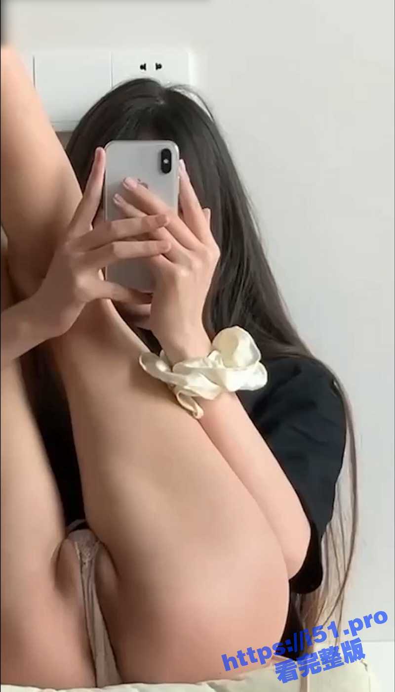 高颜值留学生 极品反差婊 刘露 被金主包养当母狗 深喉吞精淫荡十足！ - 51吃瓜网-51吃瓜网
