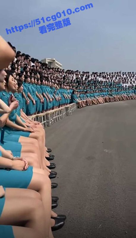 近日被中国民航大学毕业刷屏了 这些丝袜长腿小嫩妹将来又是谁的小母狗呢？-51吃瓜网