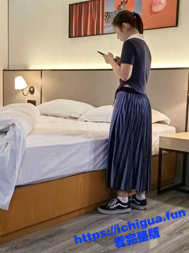 曝光广州极品人妻 郭利霞 在家性冷淡 与炮友聊骚不堪入目 穿着老公买的情趣内衣给炮友献逼！ - 51吃瓜网-51吃瓜网