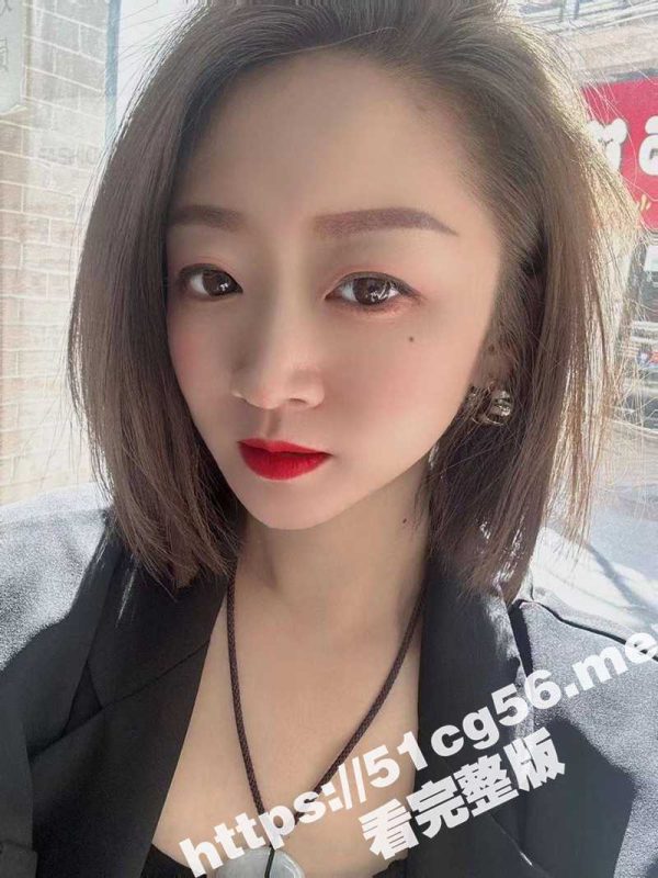 好兄弟 你的老婆真香！山东威海好兄弟 叫上一群社会混混群p朋友的老婆 别人的老婆操起来就是爽-51吃瓜网