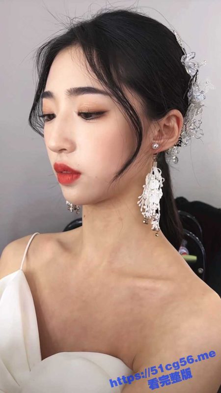 抖音骚鸡们的意外走光 故意露点 合集秀！主打一个刺激！-51吃瓜网