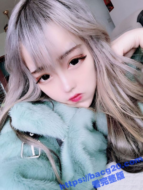 南京反差少女 程浩菲 被金主调教视频曝光 JK学生制服诱惑十足 金主无套猛干粉嫩骚穴 淫叫不断！-51吃瓜网