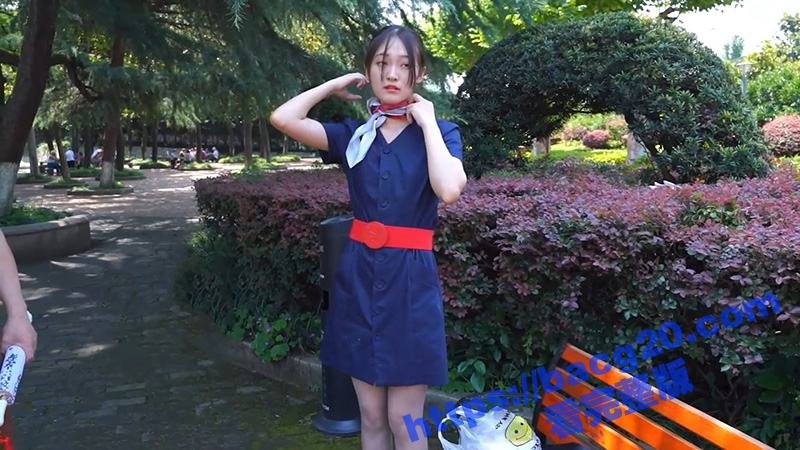 骚浪空姐为了金主爸爸任务 穿制服在公园大玩露出 超短裙下浓密黑森林若隐若现-51吃瓜网