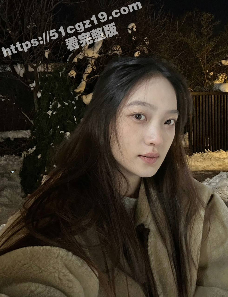 陈翔六点半女演员 王妍 被曝光下海做外围 露脸实拍全裸自慰福利 全网独家爆料！ - 51吃瓜网-51吃瓜网