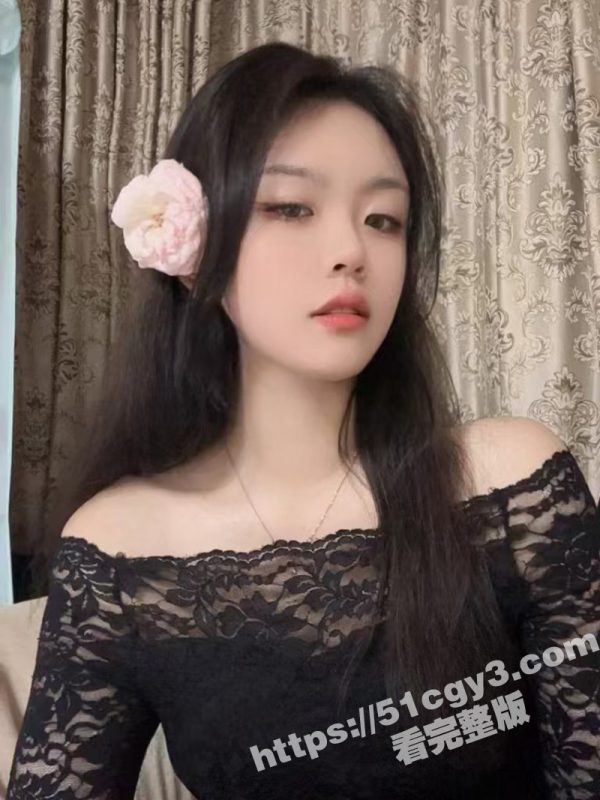 海角乱伦大神 和小嫂子的春天 小嫂子的丝袜是我撕烂的 楼道里是我干的 到家撅屁股也是我囊的！-51吃瓜网