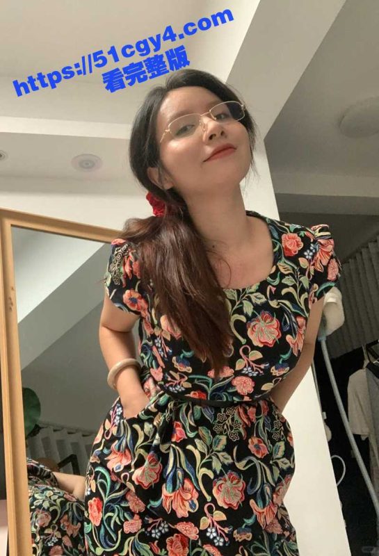 叔嫂厨房上演乱伦大戏 大屌男强插巨乳嫂子 饥渴少妇主动骑乘 淫水小穴终被操服！-51吃瓜网