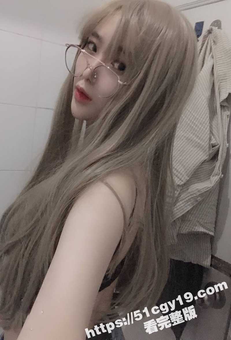 杭州美女 温思颖 不雅视频流出!和男友裸聊自慰 竟用两个跳蛋玩双洞齐开 这不得爽飞了! - 51吃瓜网-51吃瓜网