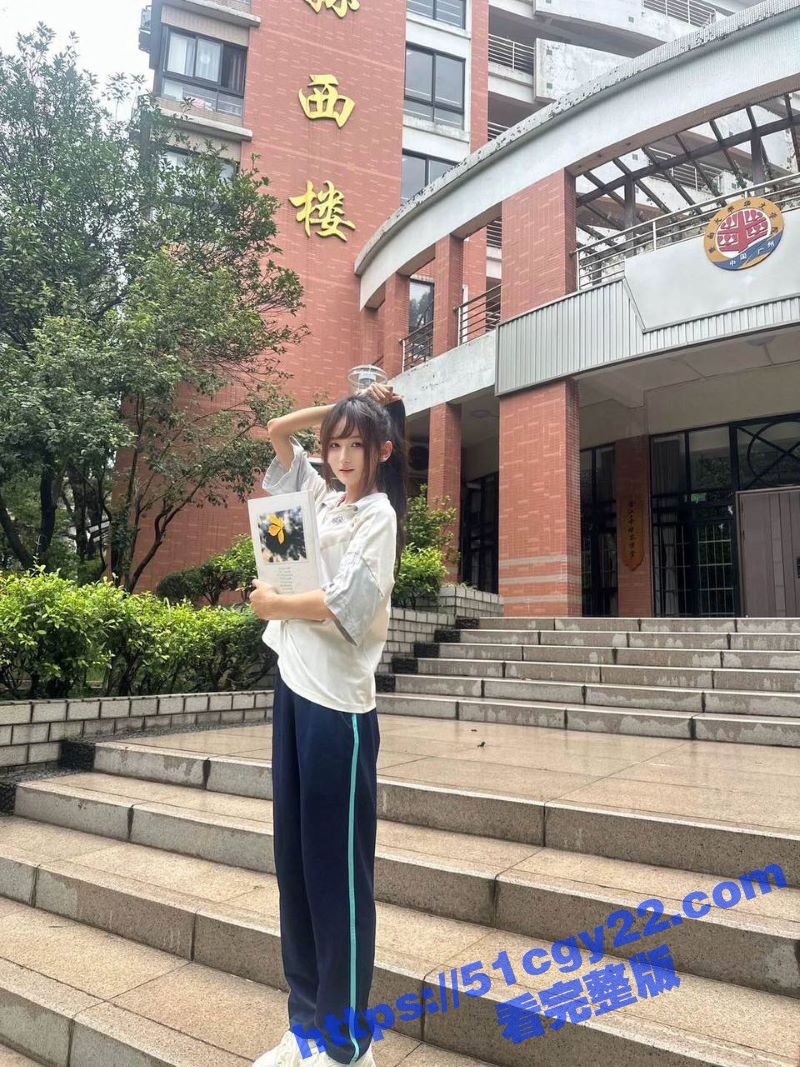 海角大神 友人A的后宫生活 调教白丝学生妹无套猛操 紧致小穴如同处女 敏感体质高潮颤抖不止！ - 51吃瓜网-51吃瓜网