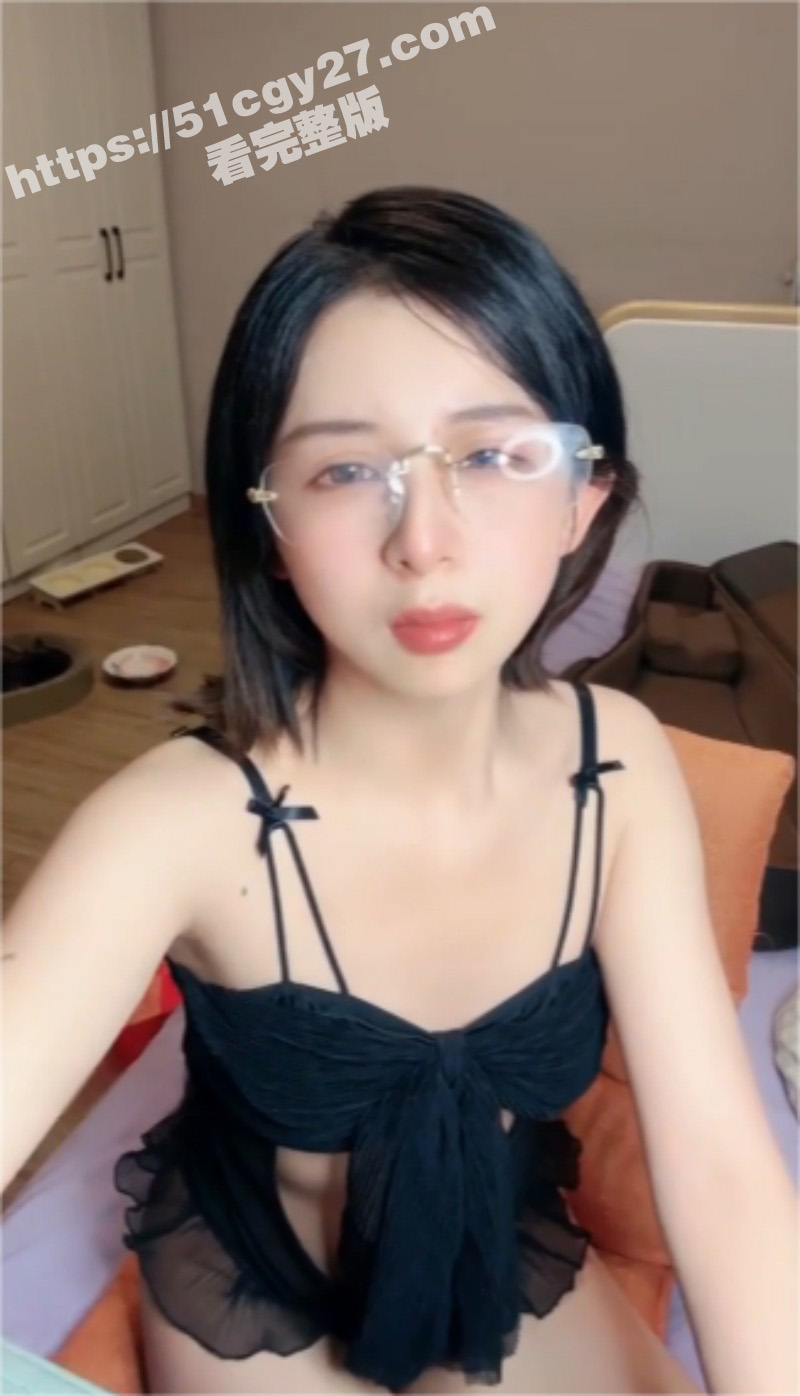 极品才艺女主播 小书老师 由黄转绿最后一秀 近景展示娇嫩美鲍 喷水放尿淫汁飞溅！ - 51吃瓜网-51吃瓜网