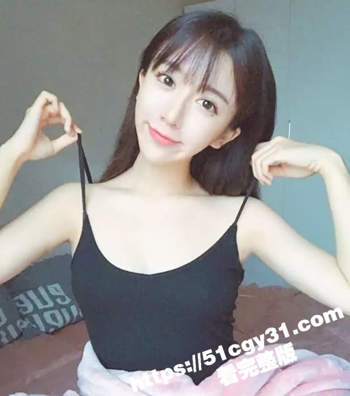 抖音网红 呆妹儿小霸王 直播间回应曝光事件 多次强调不是自己 却没证据自证 早期背刺旭旭宝宝 更多黑料扒出！-51吃瓜网