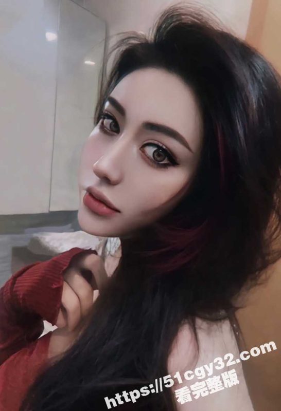 抖音超美网红 Amanda 直播秀情趣内衣 粉嫩小奶子呼之欲出 撩的粉丝瞬间秒硬狂撸射屏！-51吃瓜网