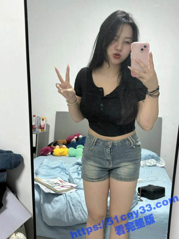 武汉反差婊吴莹莹 乖巧外表藏骚浪本性 醉酒约炮性爱视频曝光！-51吃瓜网