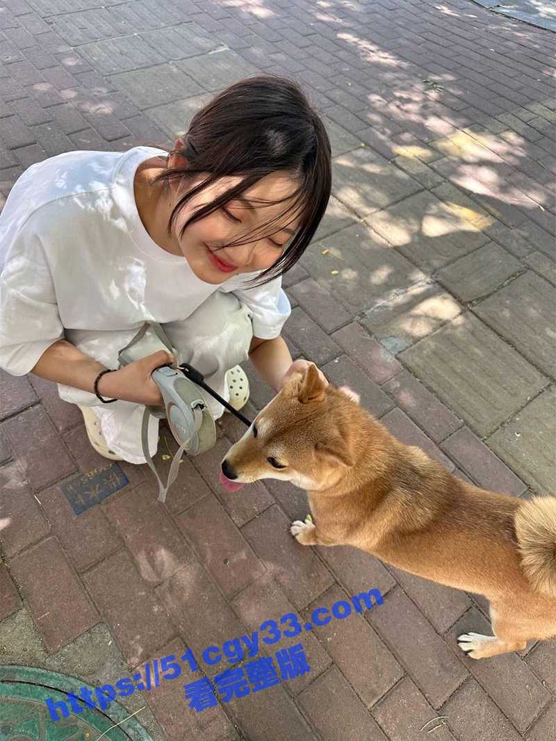 瓜友最新投稿 山东极品嫩妹不雅私拍遭绿帽男友泄密 馒头嫩穴超级紧夹到鸡儿疼! - 51吃瓜网-51吃瓜网