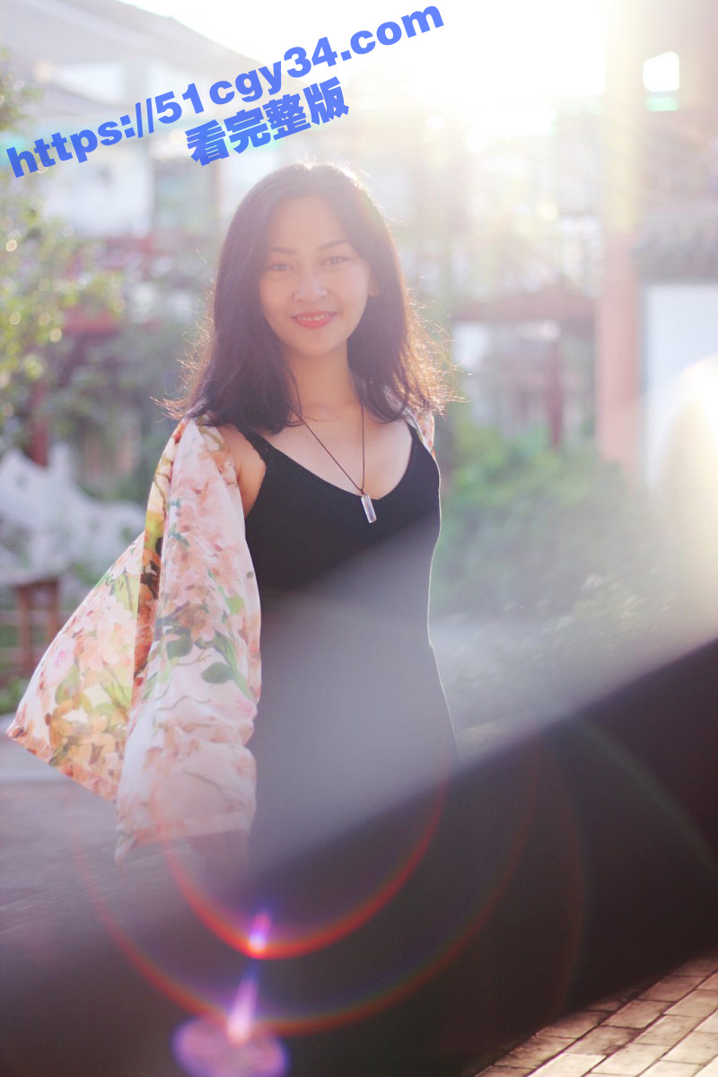 乱伦大神 淫母少年 叔叔与骚妈偷情走后 与骚妈再度进行狂欢 骚穴内两人精液激烈交融！ - 51吃瓜网-51吃瓜网
