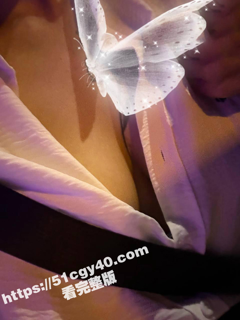海角乱伦大神 妈妈的丰乳肥臀 半夜和老妈在大街上做 找个没人的地儿放水！ - 51吃瓜网-51吃瓜网