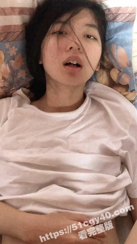 黑皮小伙与漂亮女友做爱视频流出 小美女嘴里一直喊不要 表情却十分销魂！-51吃瓜网