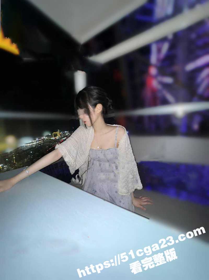 海角乱伦大神 意淫自己妹妹 户外摩天轮上与妹妹激情性爱 各种姿势轮番上阵 操烂粉嫩白虎骚穴！ - 51吃瓜网-51吃瓜网