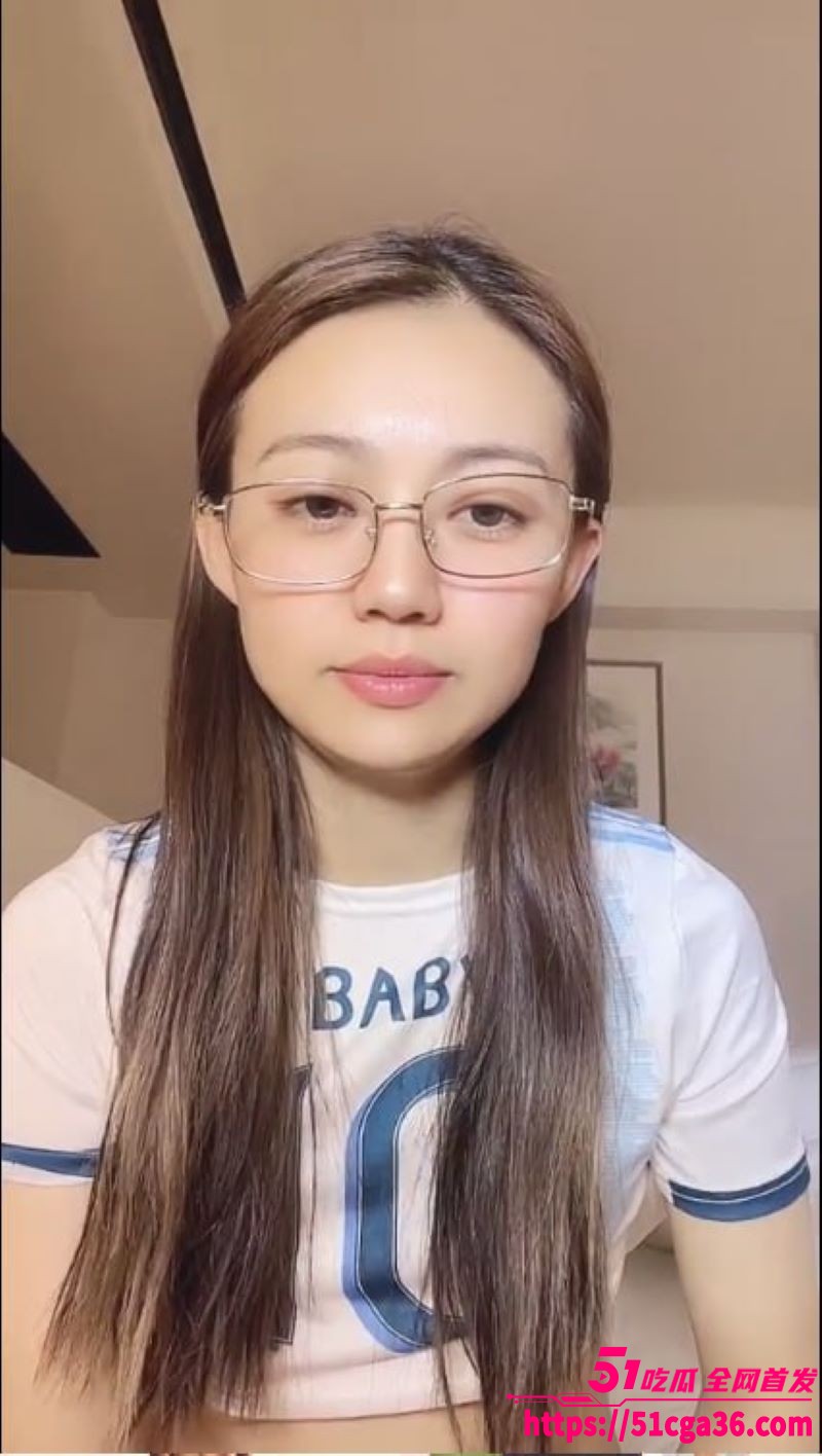 抖音极品骚母狗 希望之光女神 直播泄密 全裸舞蹈风情万种 跳蛋插逼高潮痉挛！ - 51吃瓜网-51吃瓜网