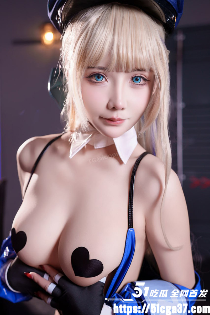 高颜值福利姬 抱走莫子 cos飞鸟马时女警 长腿黑丝酮体雪白 双手轻晃美乳 上演顶级魅惑! - 51吃瓜网-51吃瓜网