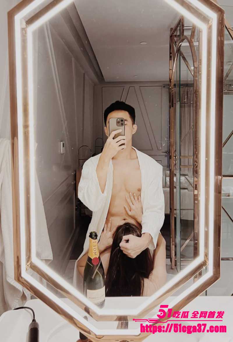 马来西亚健身博主 tw3nty3ighty 化身炮王约操各种御姐女神 浴室后入户外狂干 大量性爱私拍泄露！ - 51吃瓜网-51吃瓜网