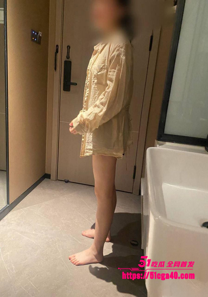 海角乱伦之新婚骚弟媳 极品小少妇为了上位主动勾引老板开房求操 自带道具任意玩弄！ - 51吃瓜网-51吃瓜网
