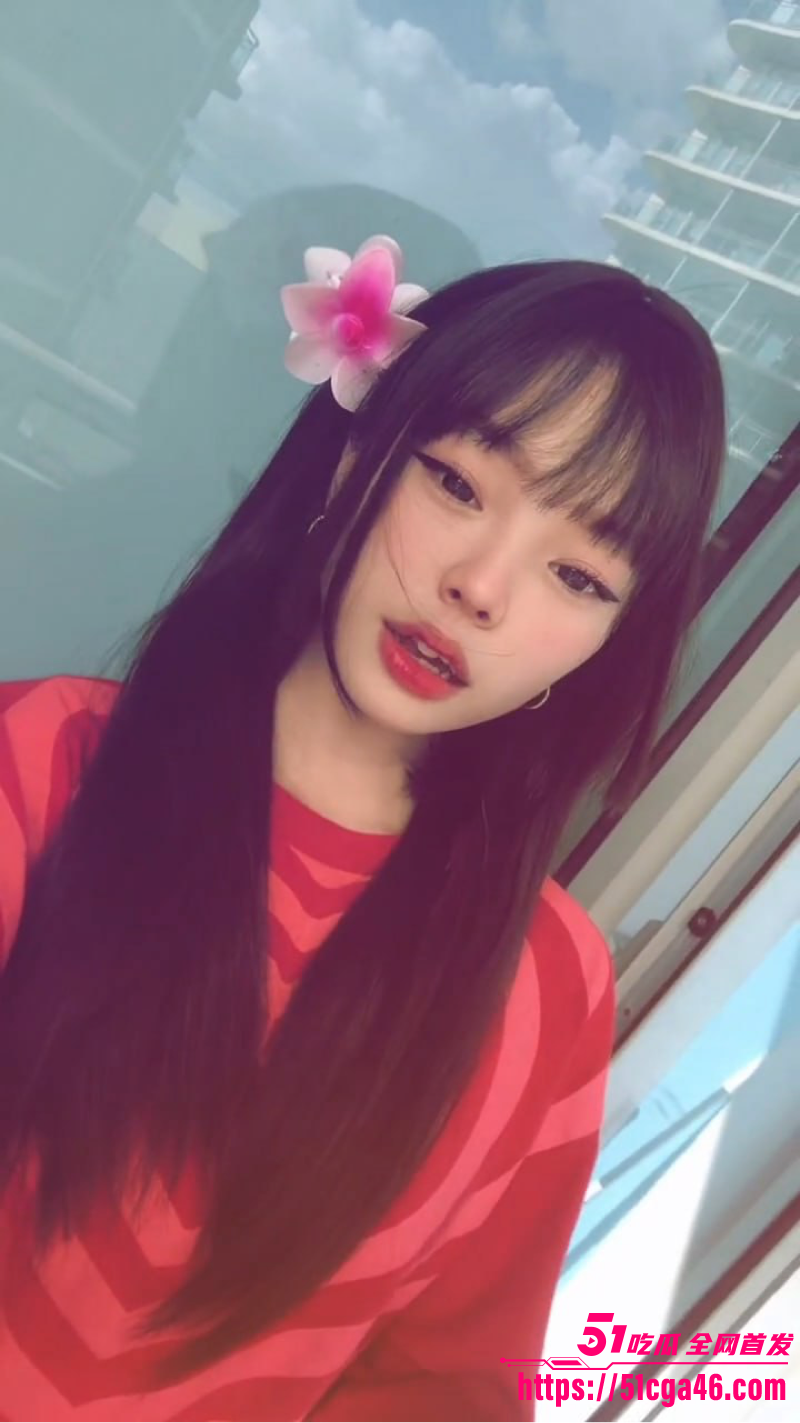 Tiktok超火菲律宾女孩 不雅视频泄漏 清纯少女大胆展示坚挺美乳 对着镜头抽插做爱 画面极具诱惑！ - 51吃瓜网-51吃瓜网