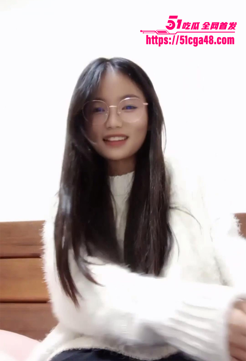 萝莉网黄 困困兔 最新直播合集 长相甜美如邻家女孩 露脸表演假屌自慰 小穴流浆反差无比！ - 51吃瓜网-51吃瓜网