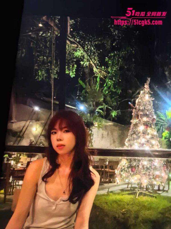 深圳极品女骚货 赵雅琳 口交深喉男友大屌 被后入爆操视频流出 火辣身材反差十足！-51吃瓜网