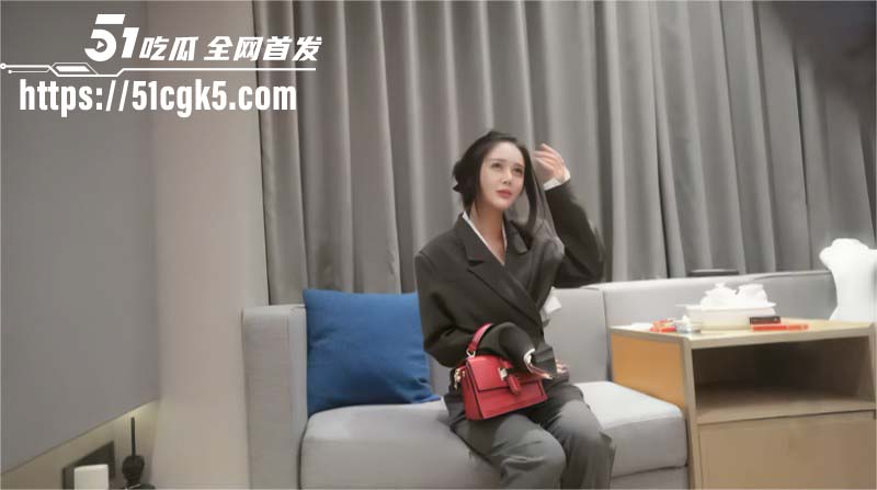 千人斩探花 约操极品花臂西装女 奈何屌不争气侧入后入都危险 暴殄天物令人惋惜！-51吃瓜网