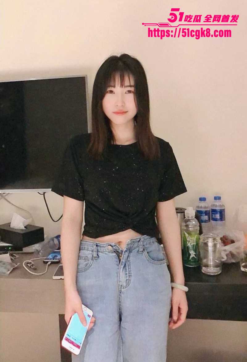 西安小学老师 李梦 不雅视频流出！清纯嫩妹玩成反差母狗 全裸沐浴露脸足交 爆操内射大玩肛交 贵在真实！ - 51吃瓜网-51吃瓜网