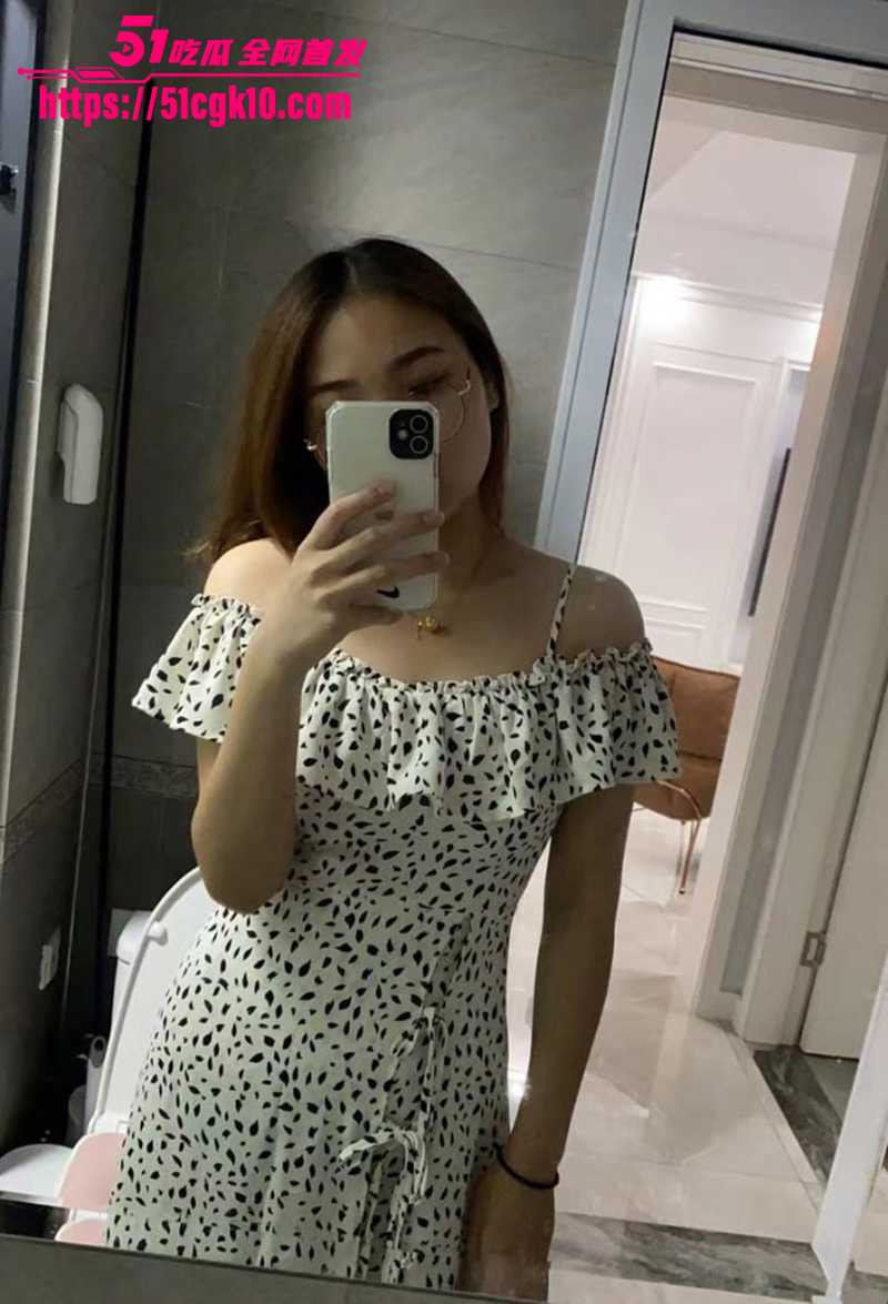 山西人民医院小护士 郑馨瑶 不雅视频流出！被金主调教暴露母狗本性 专玩无套肛交 后入骑乘刺激无比！ - 51吃瓜网-51吃瓜网
