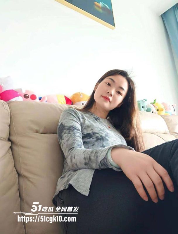 极品熟女高跟丝袜天花板！第一人称无套内射 隔着丝袜猛操 修长大腿撸点爆棚-51吃瓜网