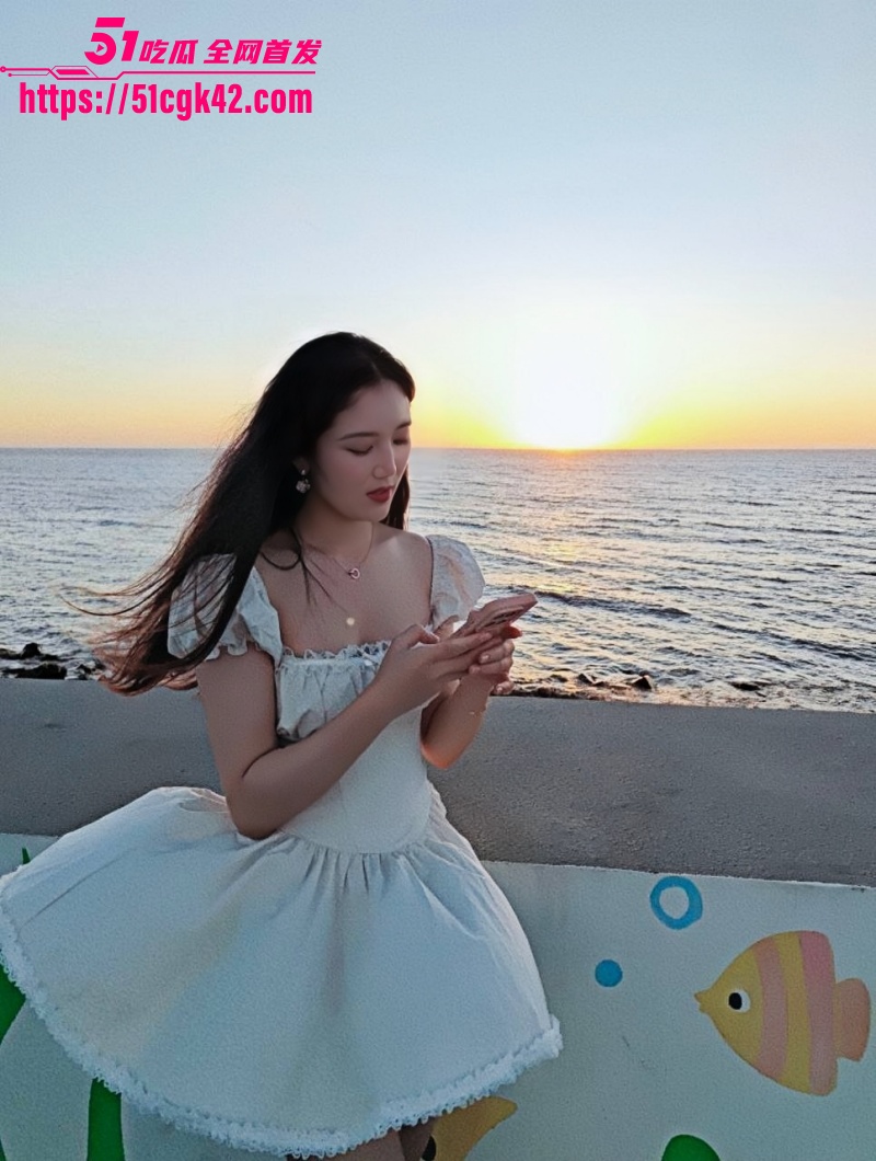 苏州母狗人妻 李沐 性爱视频曝光 被帽老公狂操嫩穴 骚浪呻吟高潮喷汁！ - 51吃瓜网-51吃瓜网