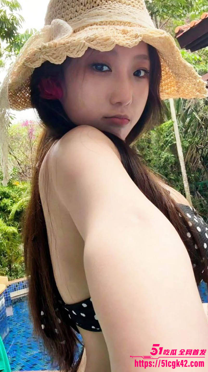 瓜友投稿 极品模特女友私拍视频流出 黑丝高跟挑逗欲望 豪乳傲然撩拨心弦 刀具自慰极致淫骚！ - 51吃瓜网-51吃瓜网